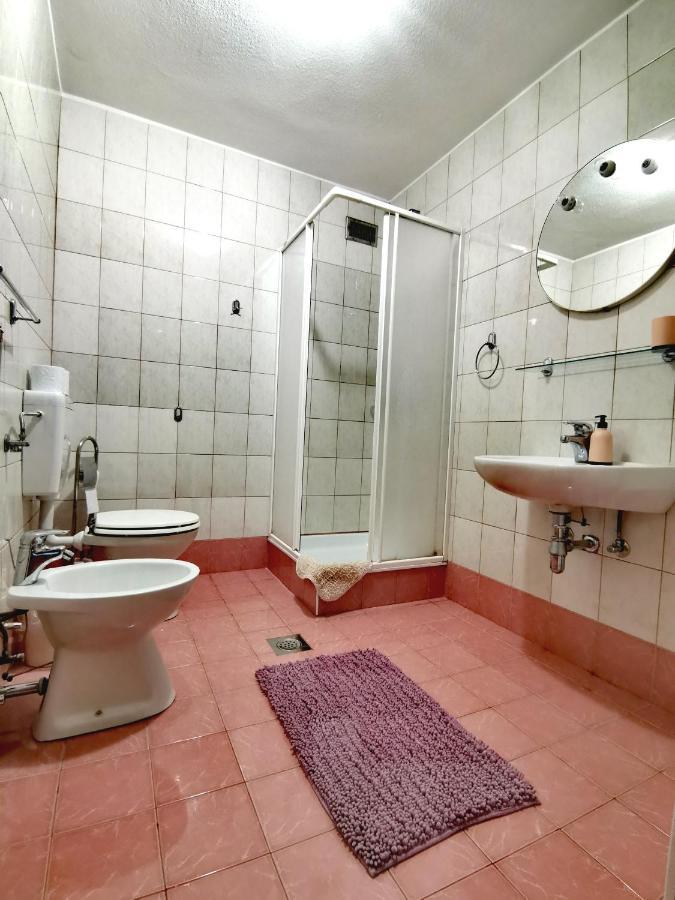 Apartamento Domacija Za Robom Cerkno Exterior foto