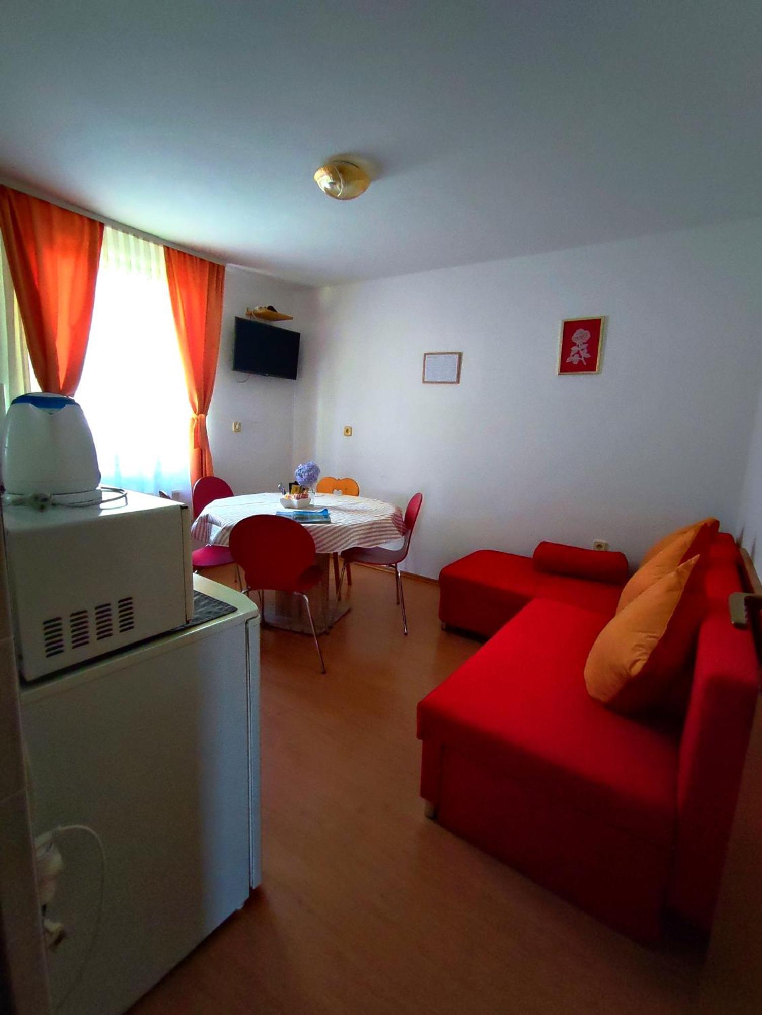 Apartamento Domacija Za Robom Cerkno Habitación foto
